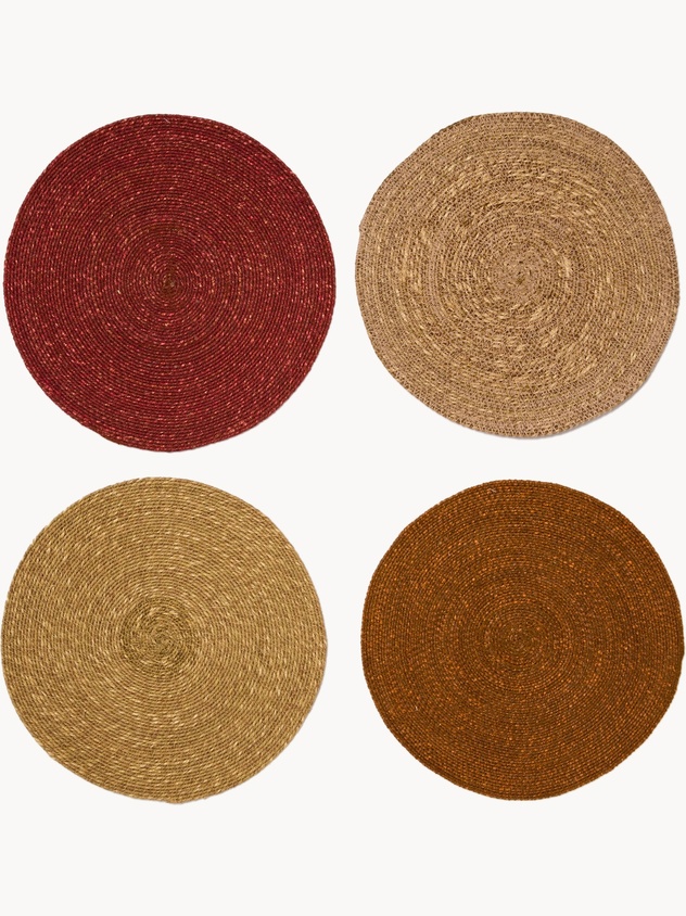 Set of 4 placemats with a plant-based basket