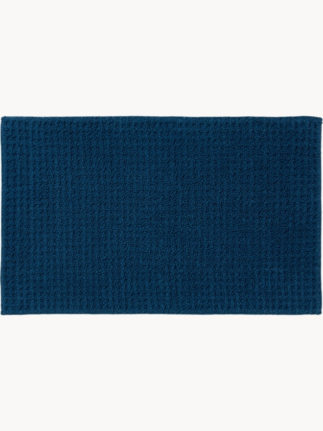 Bath mat with honeycomb pattern