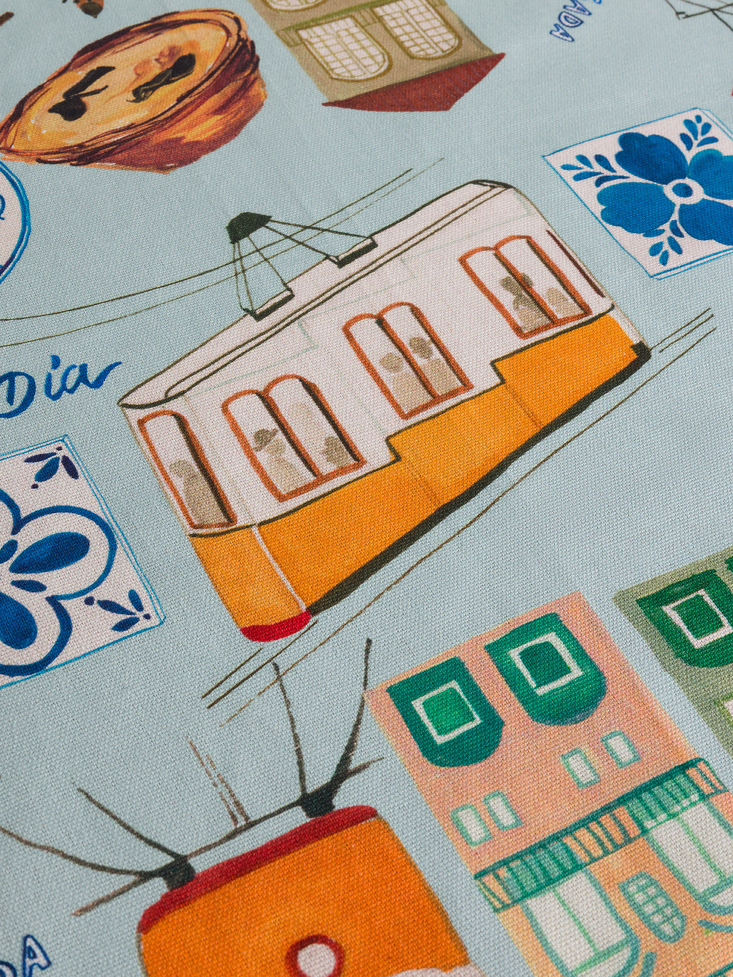 Round Cotton Panama Tablecloth Portugal Print, Multicolor, large image number 1