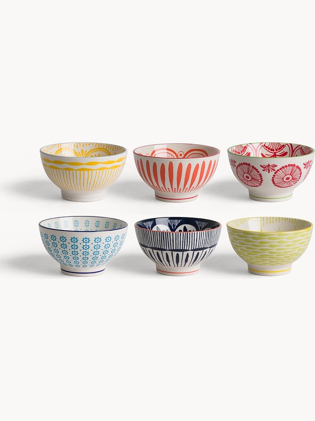 Colorful stoneware bowl