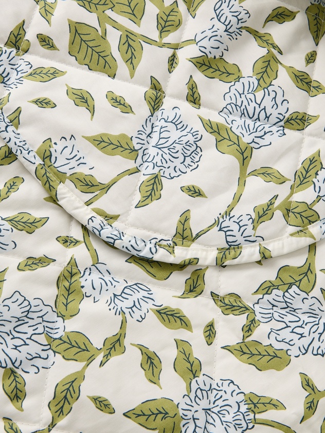 Floral cotton percale quilt