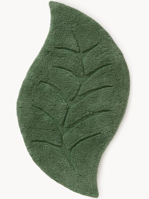 Shaped tufted cotton bath mat