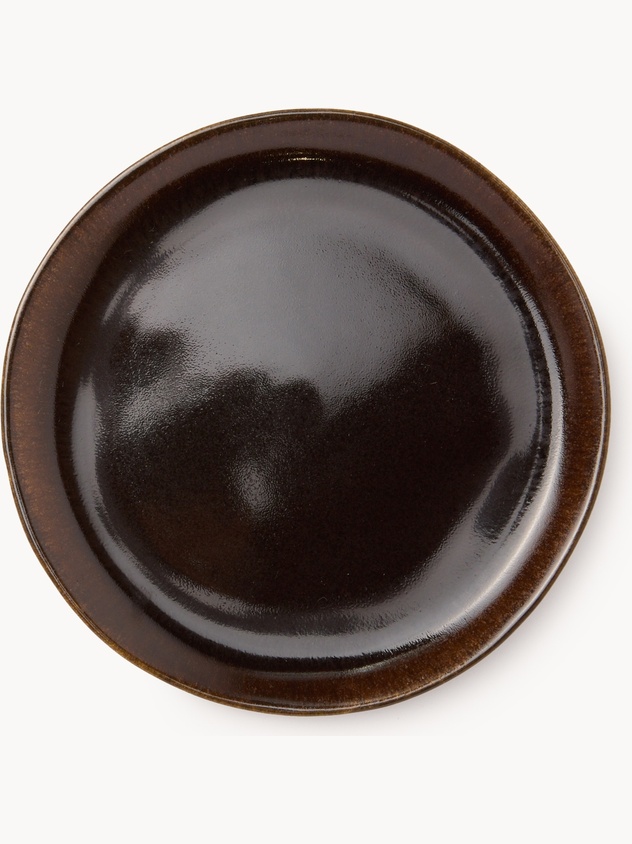 Brown bread plate