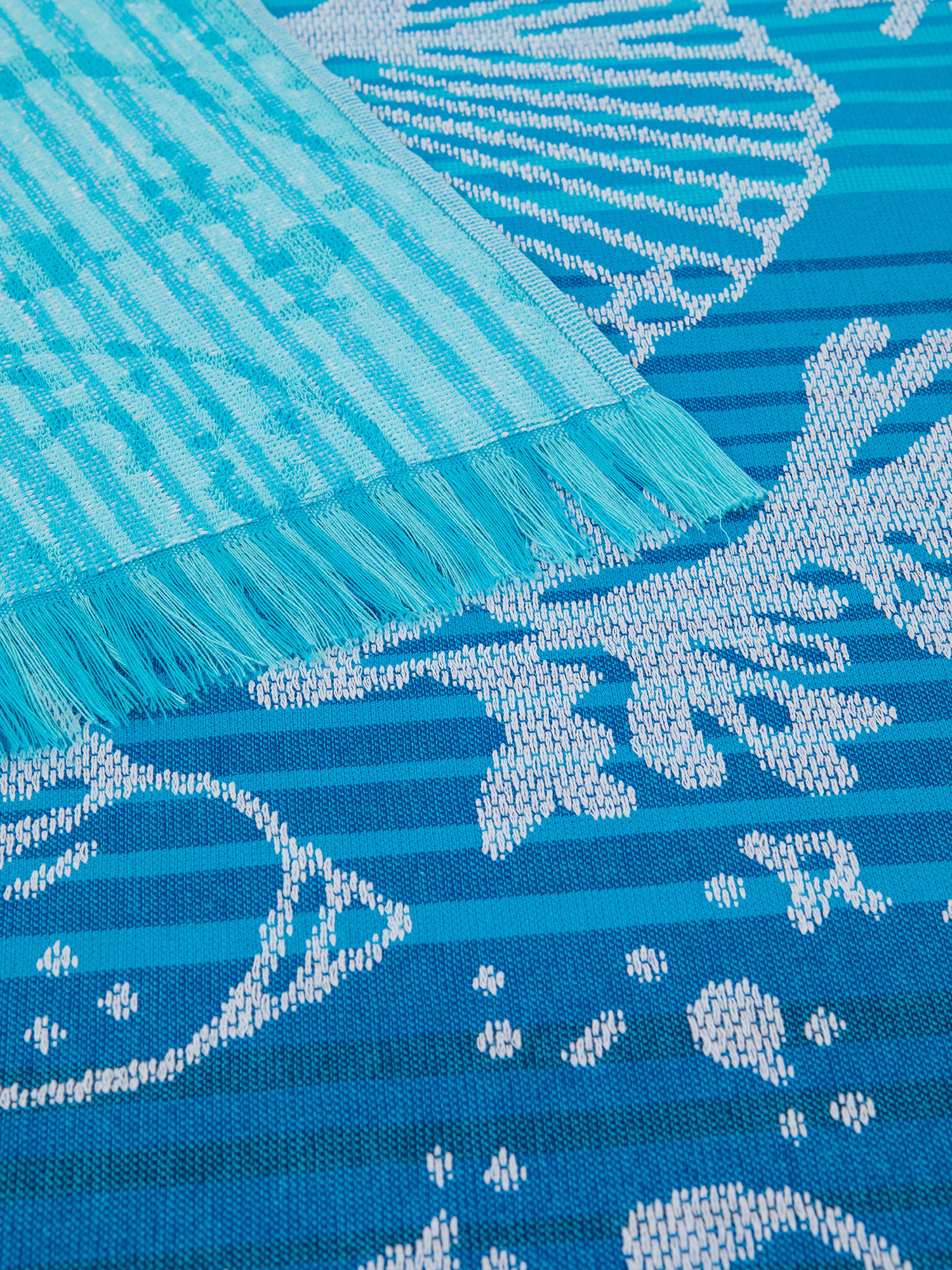 Hammam beach towel in 100% jacquard cotton with shell embroidery, Blue, large image number 1