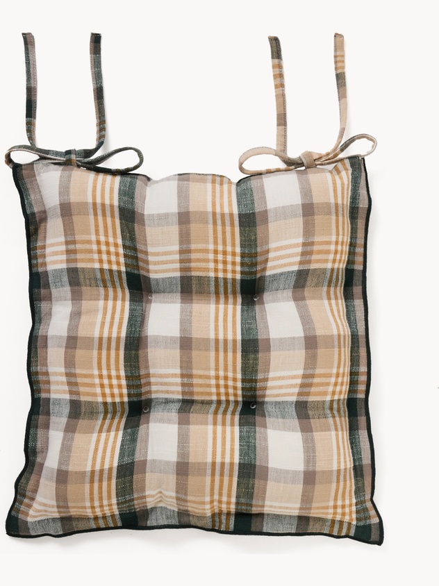 Checkered yarn-dyed chair cushion