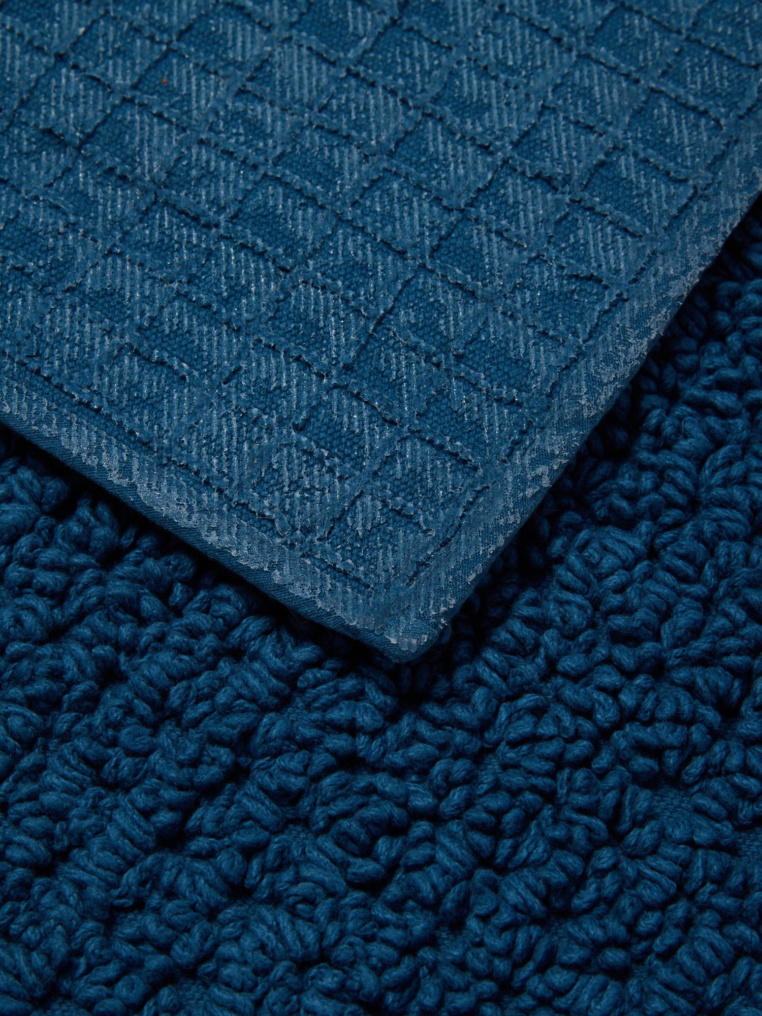 Bath mat with honeycomb pattern, Blue, large image number 1