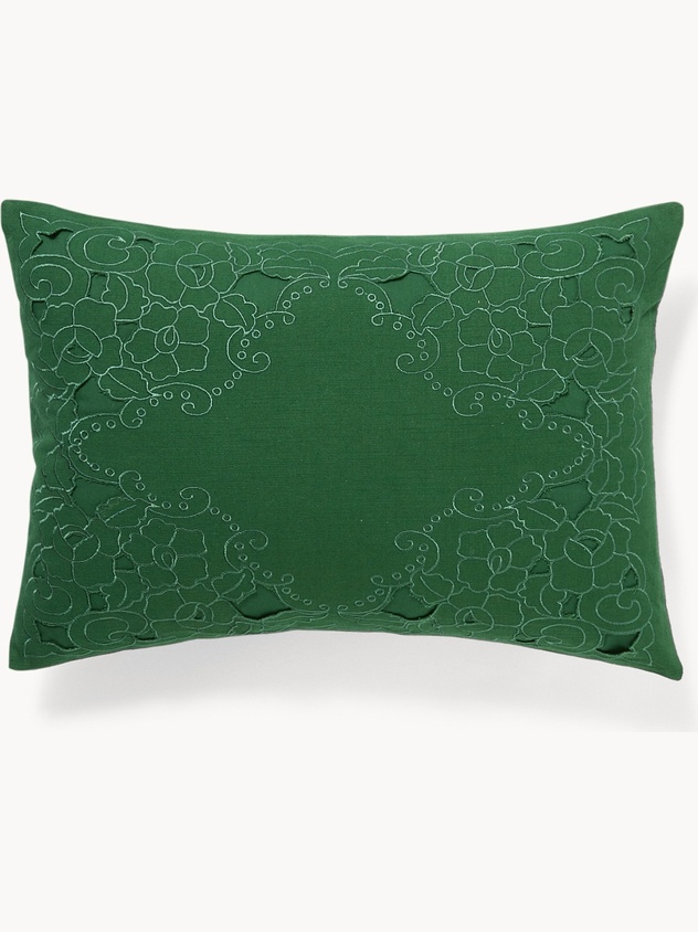 35x50 cm pillow with laster cutouts